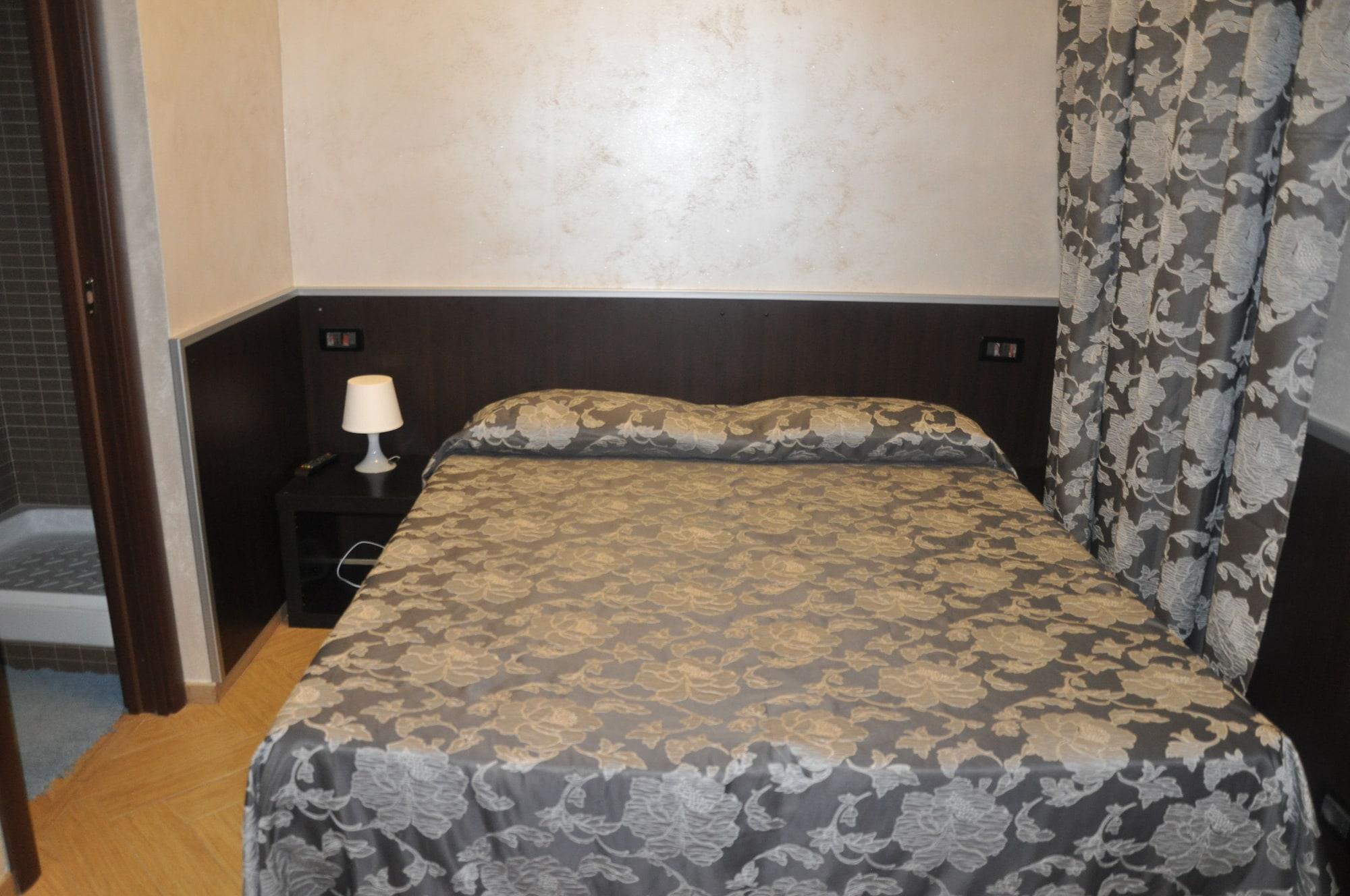 Funny Palace Hostel روما المظهر الخارجي الصورة